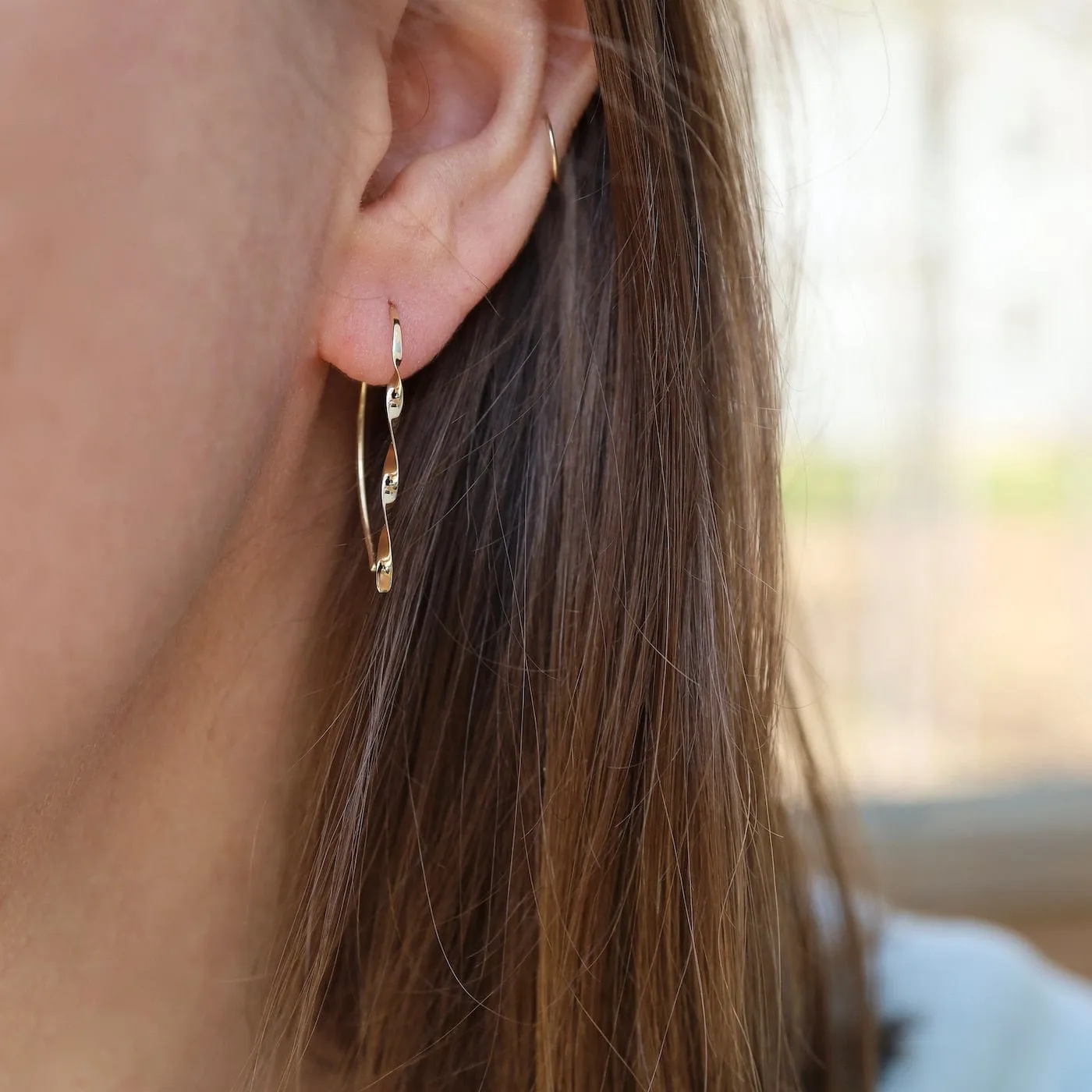 14k Twisted Bar Drop Earrings