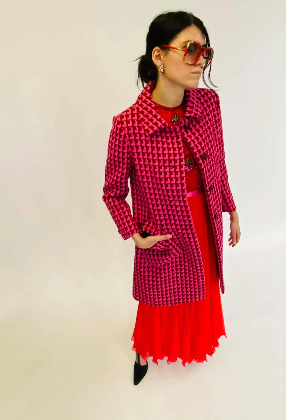 1960s Geoffrey Beene Pink and Plum Drop Shadow Pattern Coat