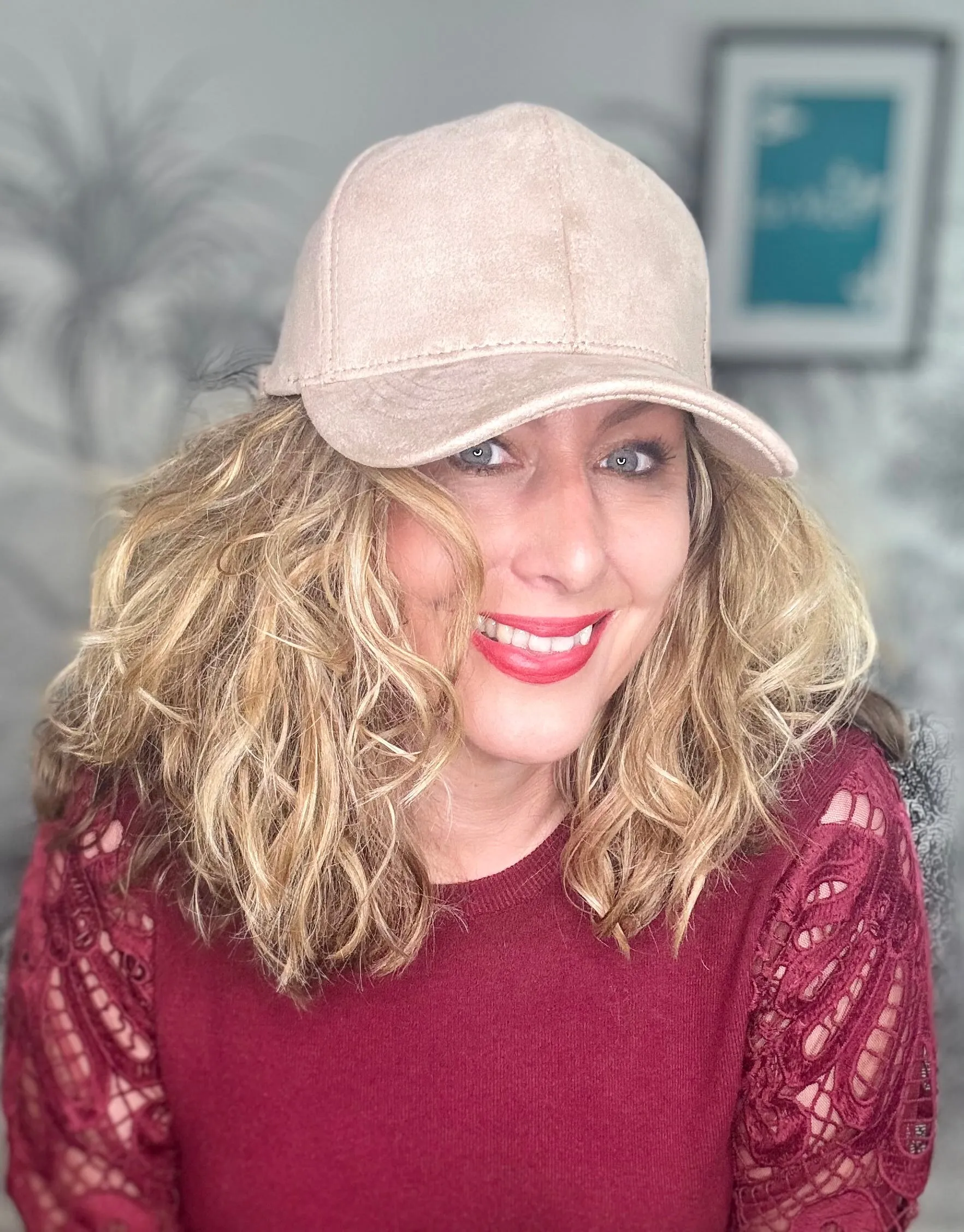 Abby's suede look cap