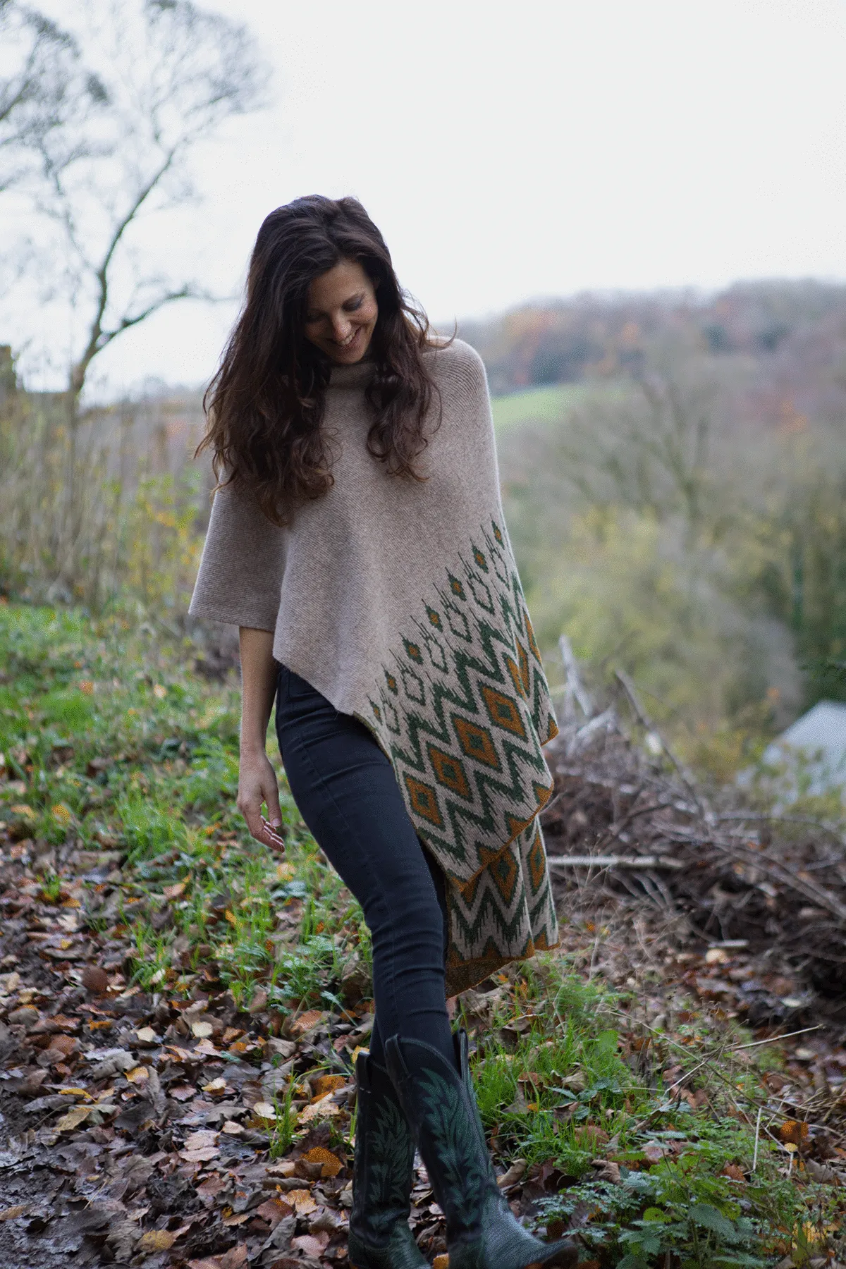 Alpaca Shawl in Oak