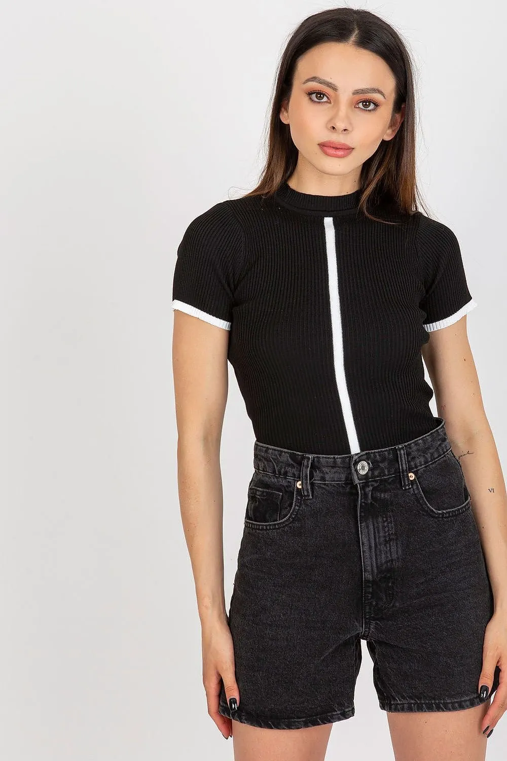 Badu Ribbed Contrast Detail Mock Neck Short Sleeve Top