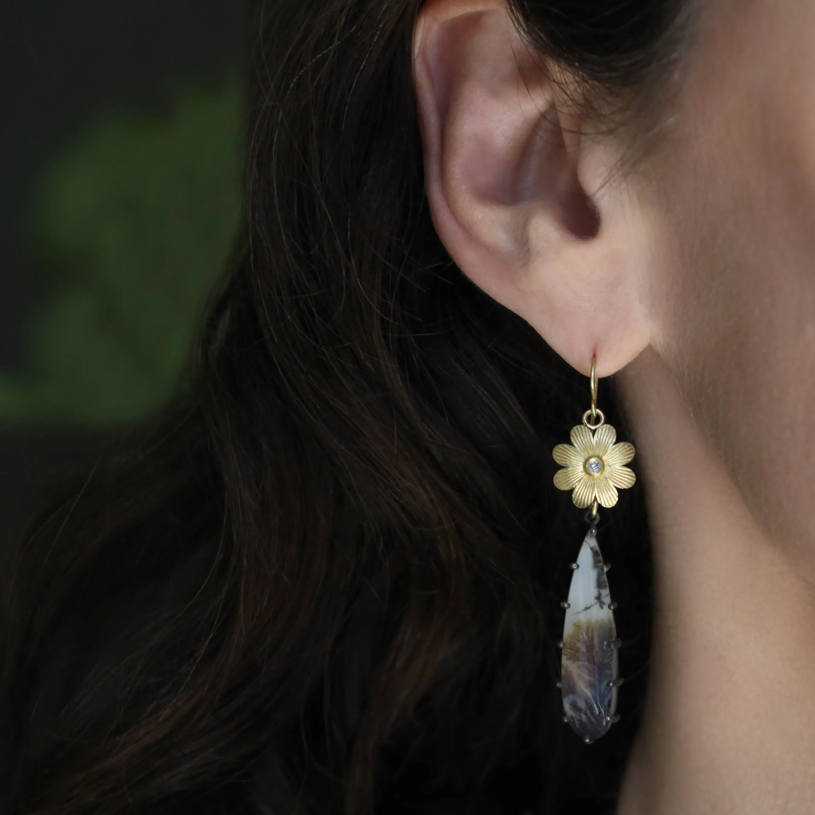 Black Eyed Susan Flower Dendritic Agate Drop Earrings