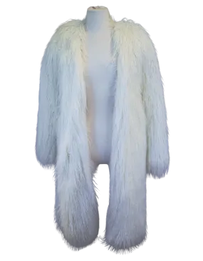 Chic Mid-Thigh White Faux Fur Coat