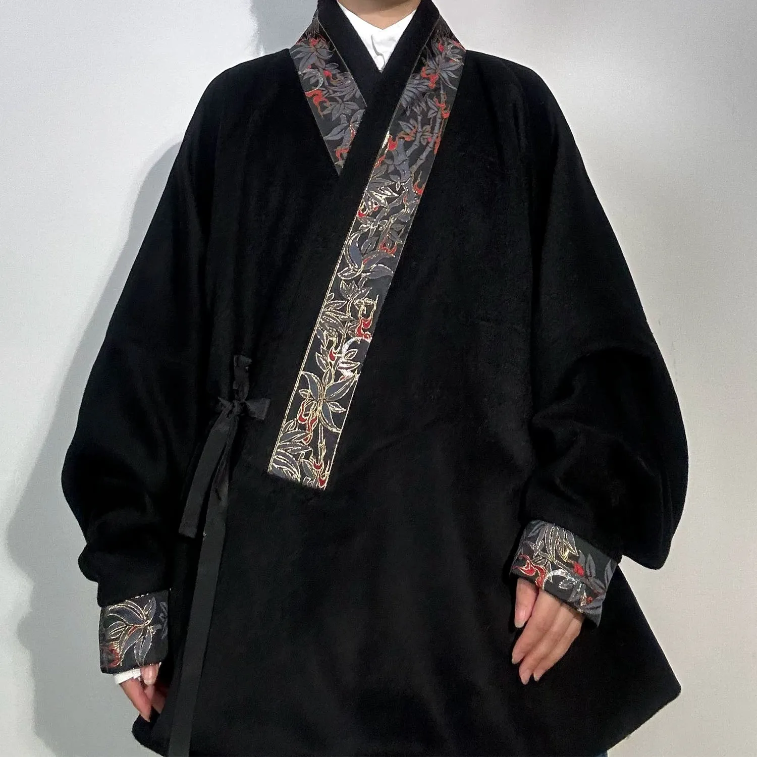 Ge Qian 搁浅 Stranded Ming Dynasty Jiaoling Ao Woolen Coat