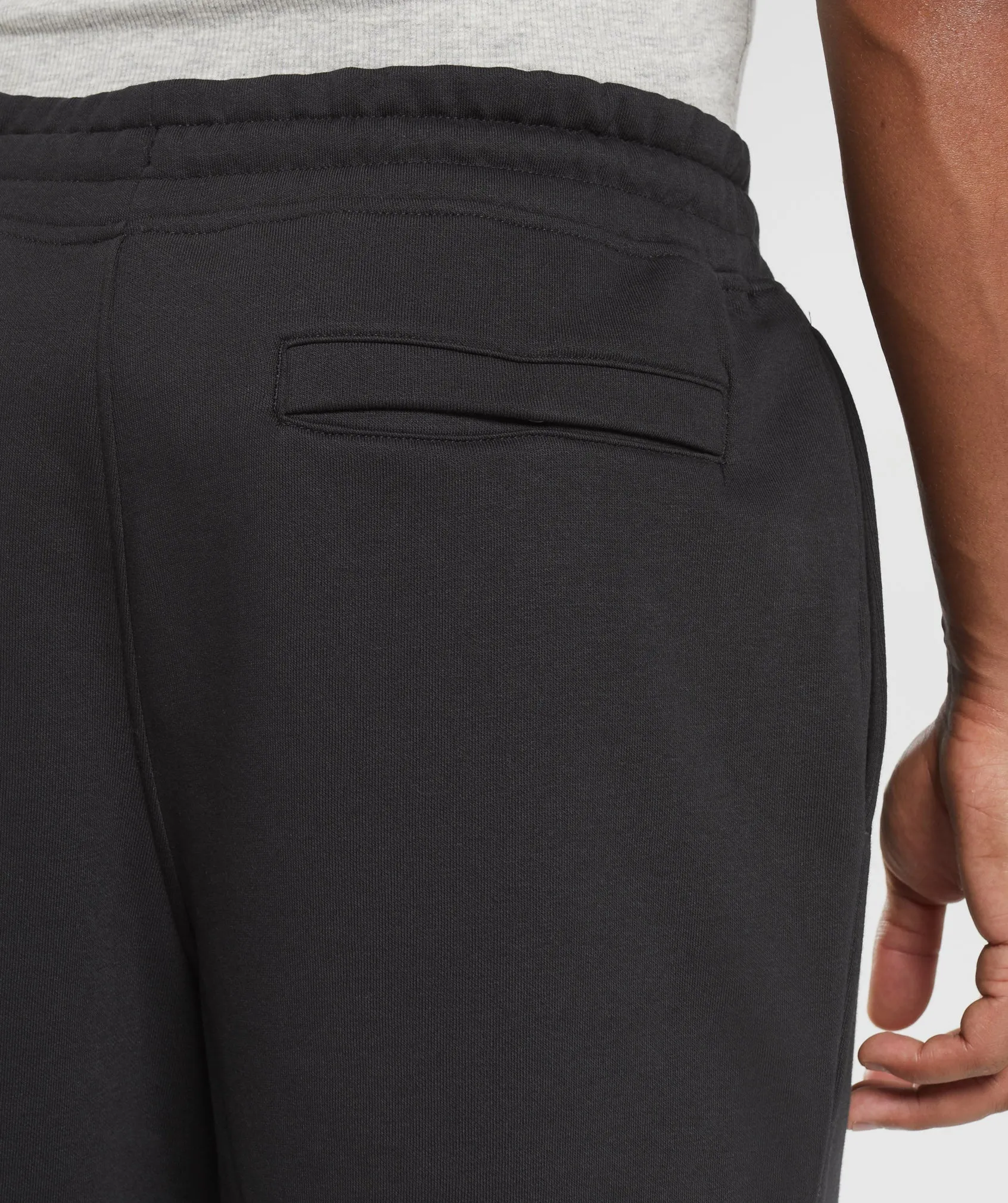 Gymshark Crest Straight Leg Joggers - Black