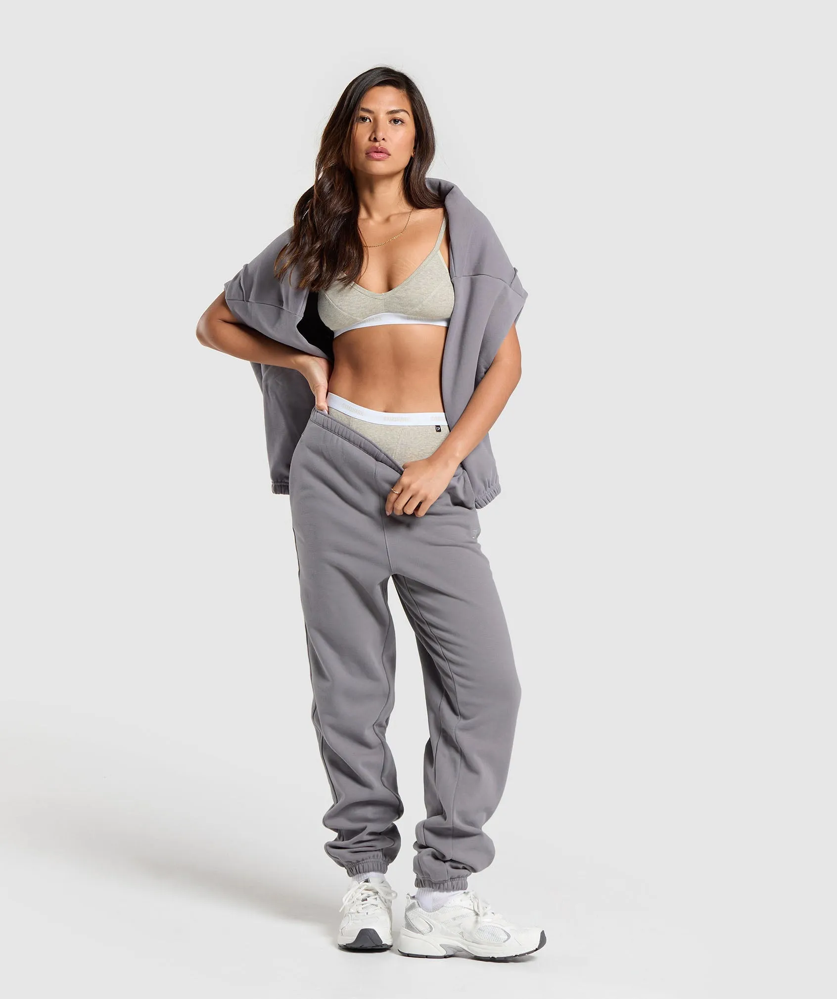 Gymshark Fleece Joggers - Medium Grey