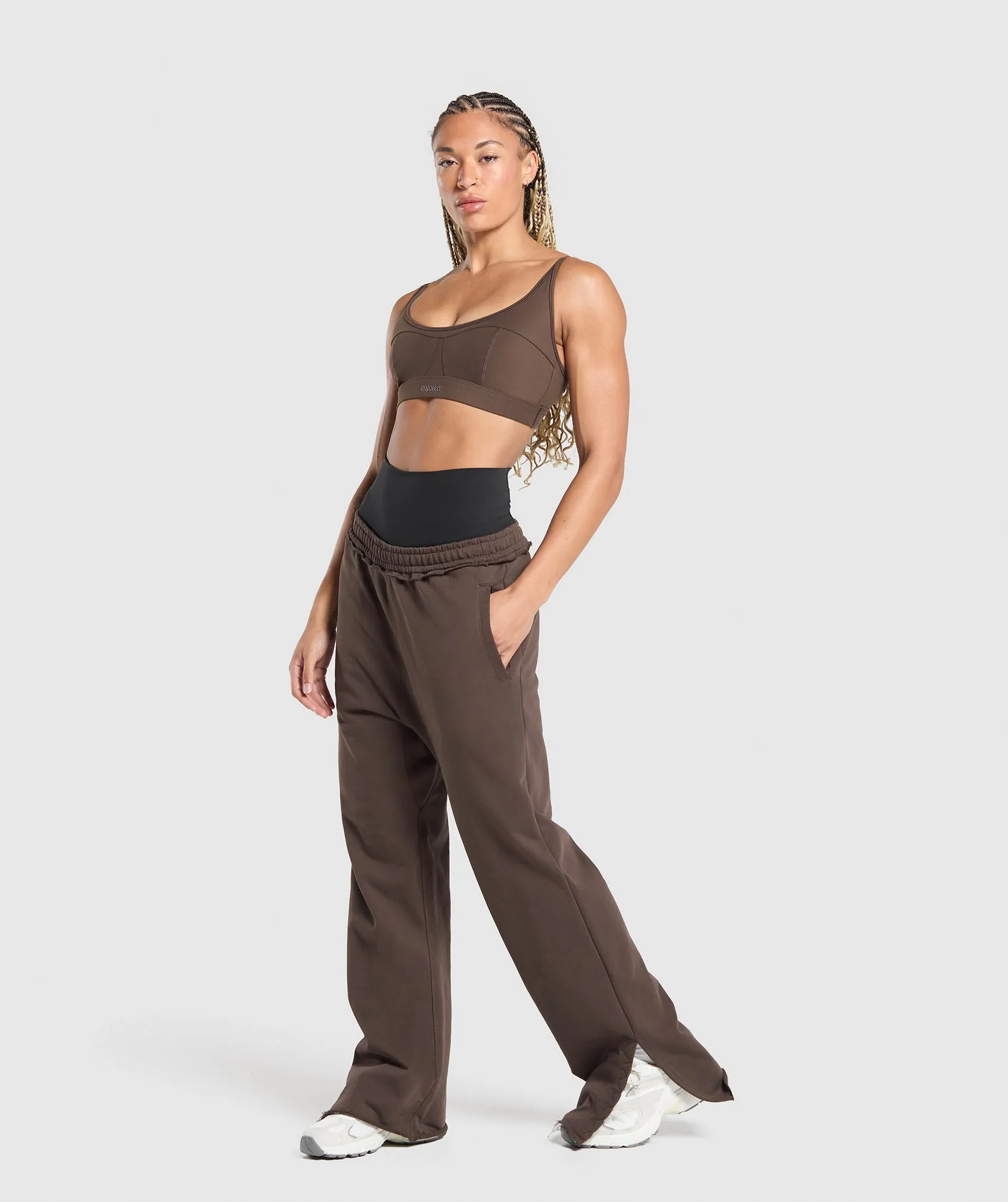 Gymshark Superset Oversized Joggers - Deep Brown