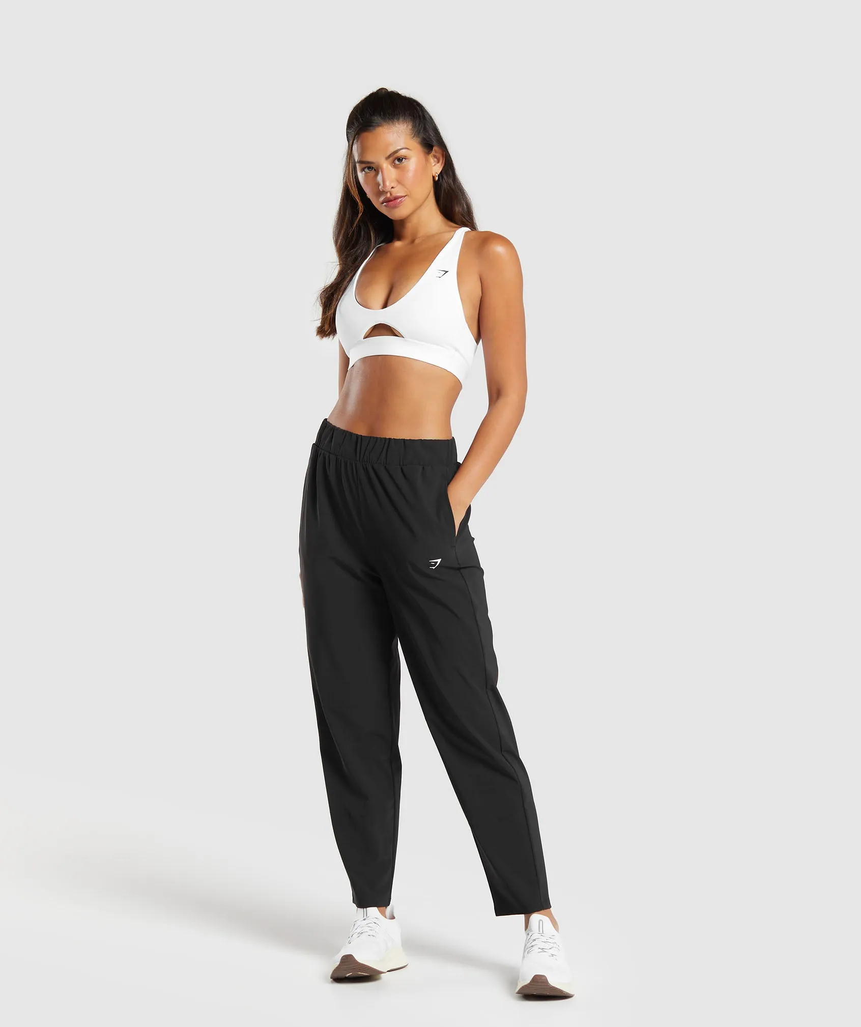 Gymshark Tapered Woven Pants - Black