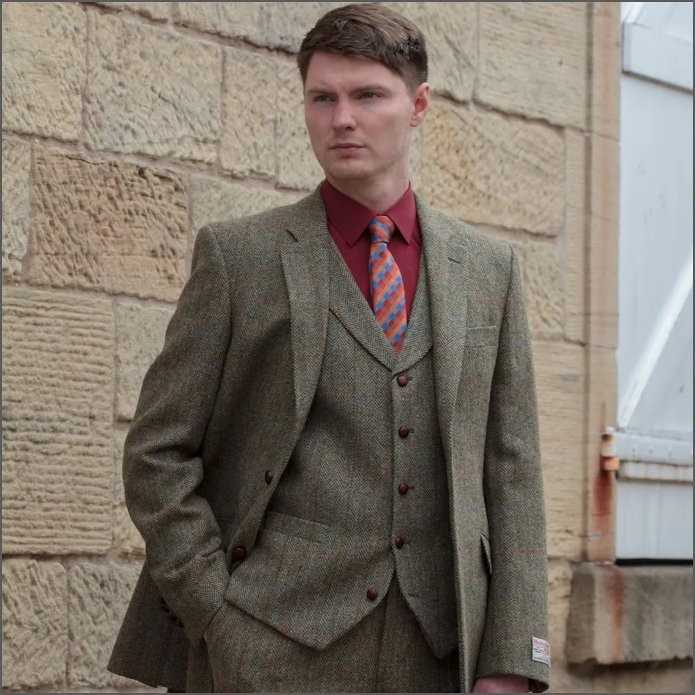 Harris Tweed Beige/Olive Herringbone 3pc Suit>