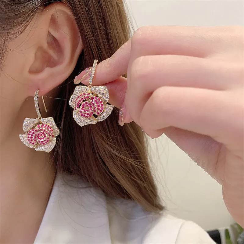 heavy industry elegant and exaggerated hree-dimensional camellia earrings