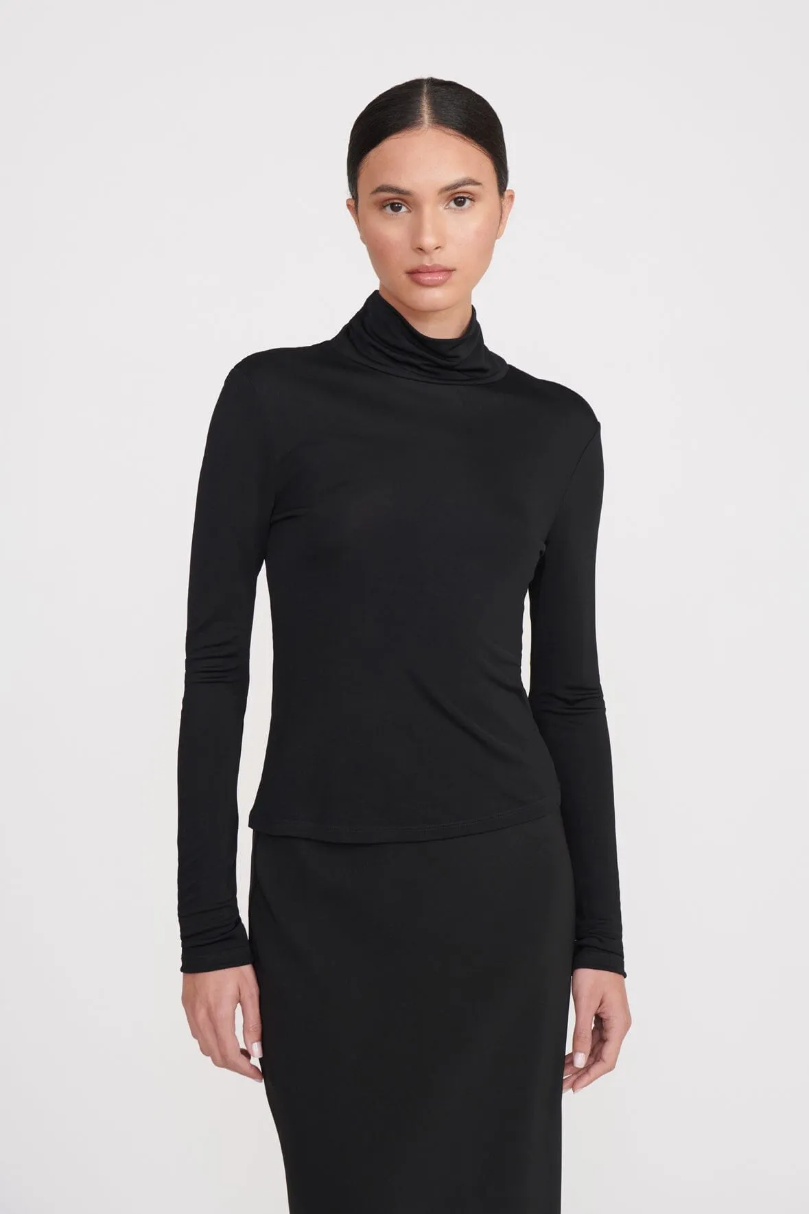 HELVIN TOP | BLACK