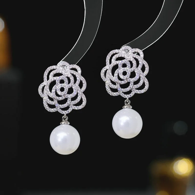 High-end earrings, trendy, elegant, niche style, hollow rose pearl earrings