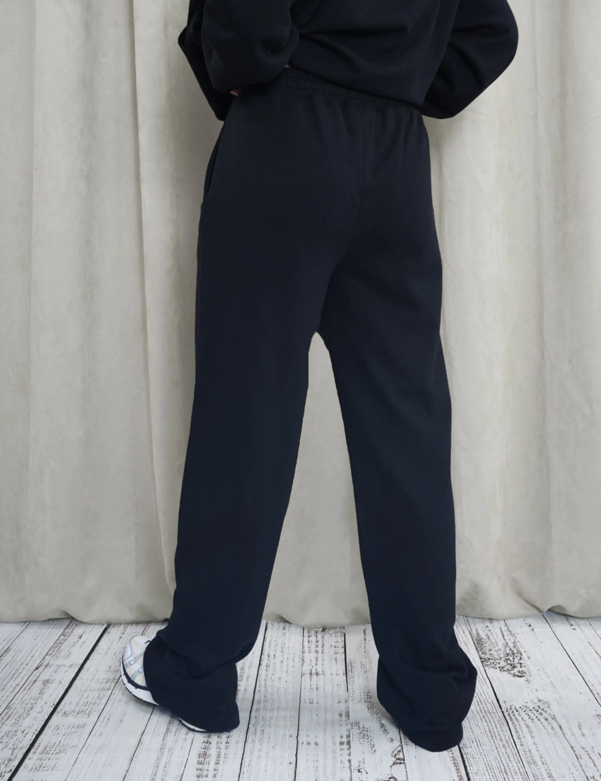 Kaiia Shadow Logo Wide Leg Sweat Pants Black