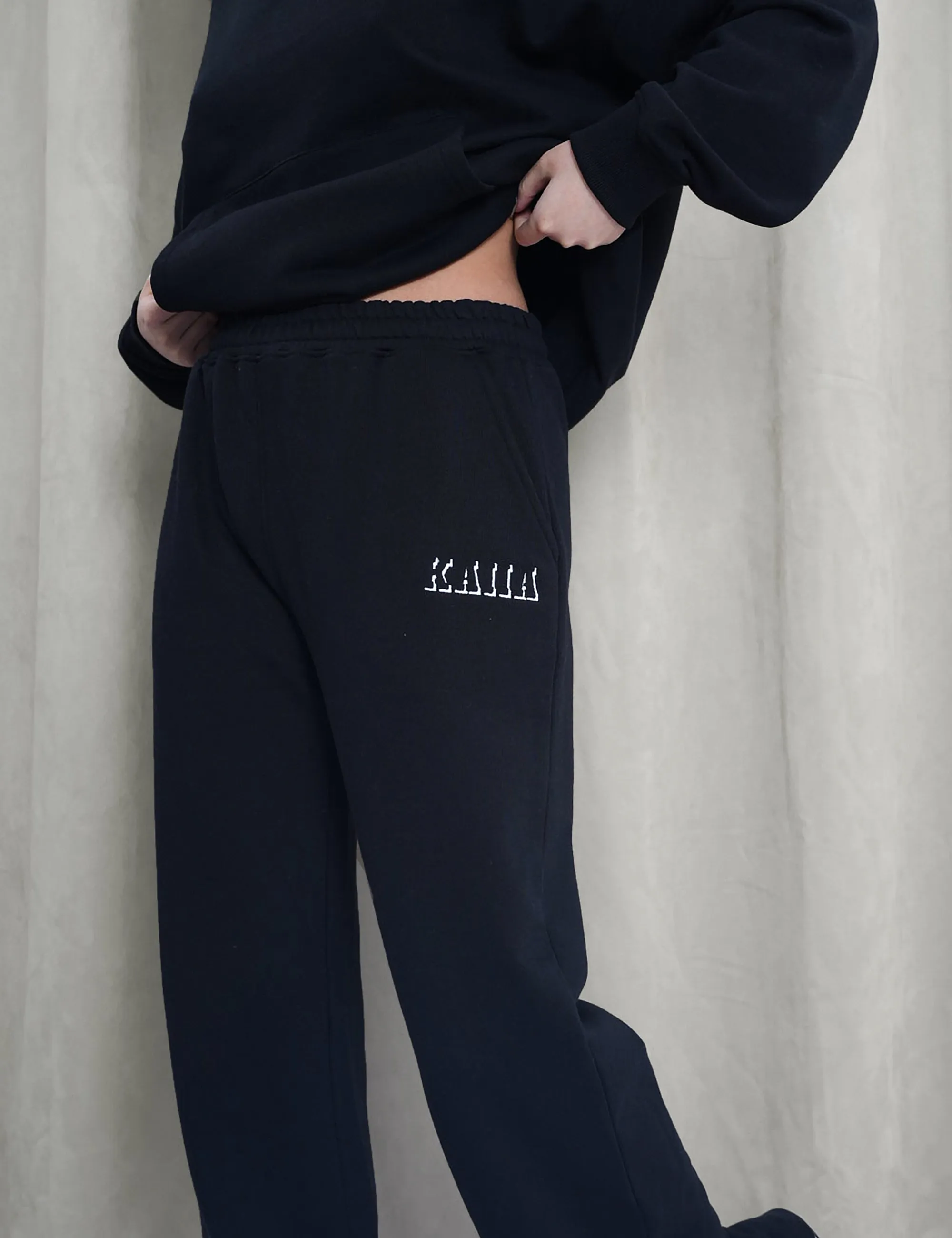 Kaiia Shadow Logo Wide Leg Sweat Pants Black