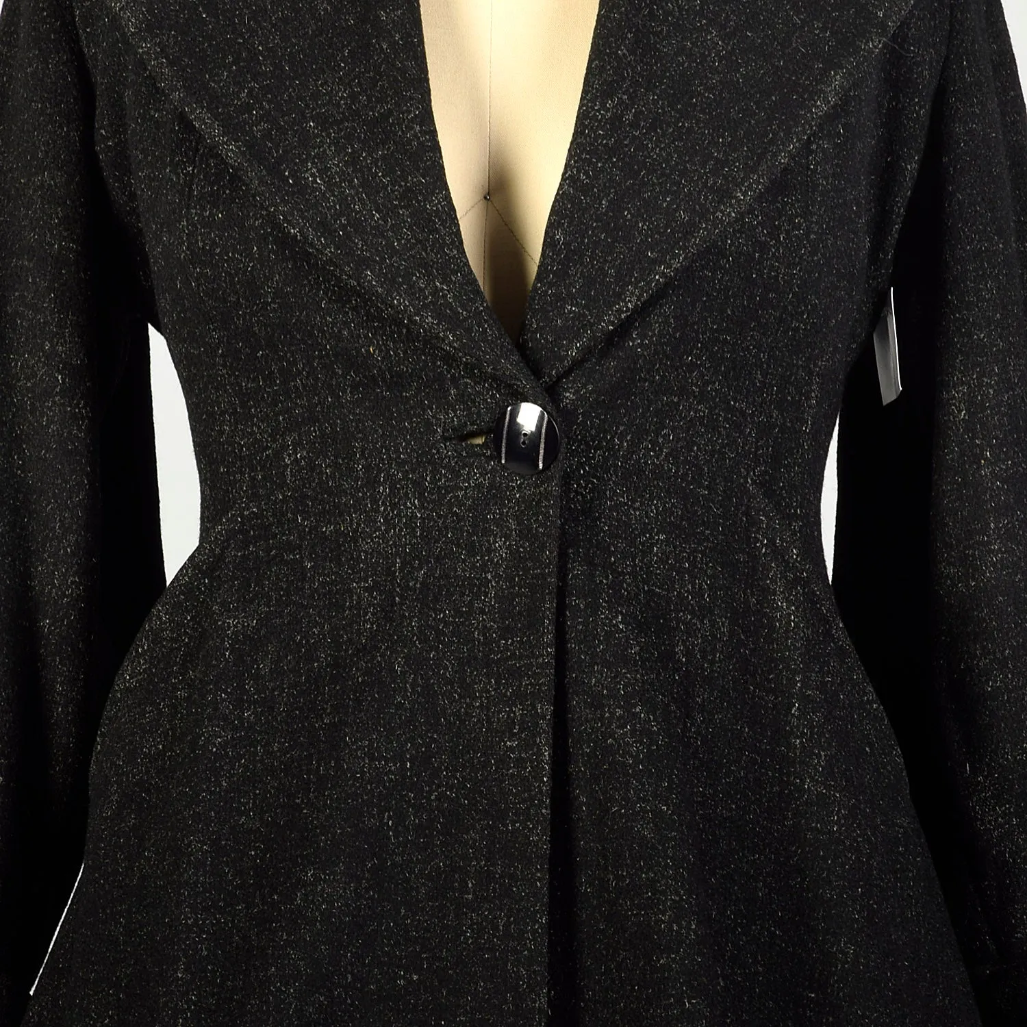 Large 1950s Coat Grey Wool Princess Fit & Flare Shawl Collar Winter Outerwear