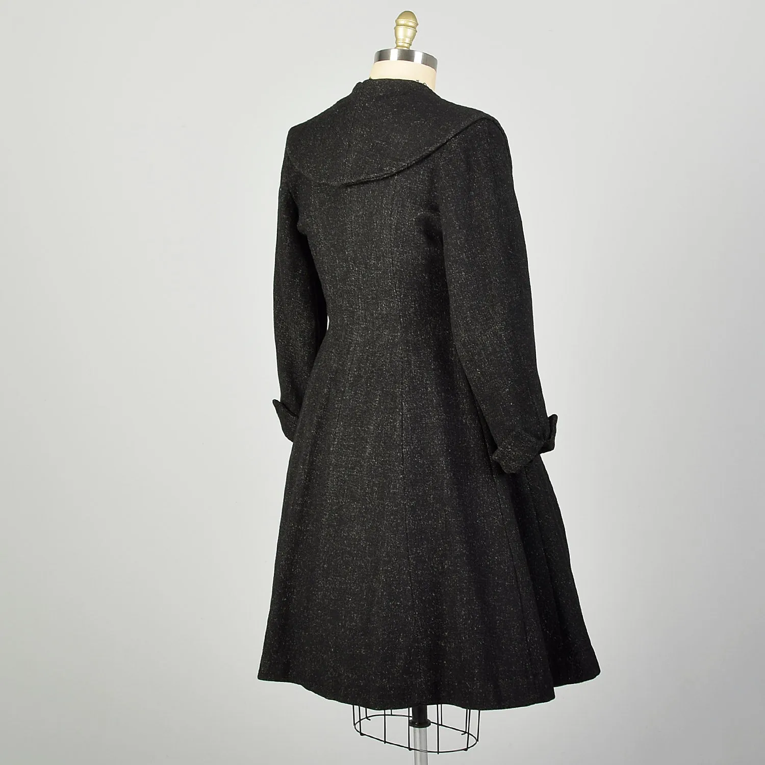 Large 1950s Coat Grey Wool Princess Fit & Flare Shawl Collar Winter Outerwear