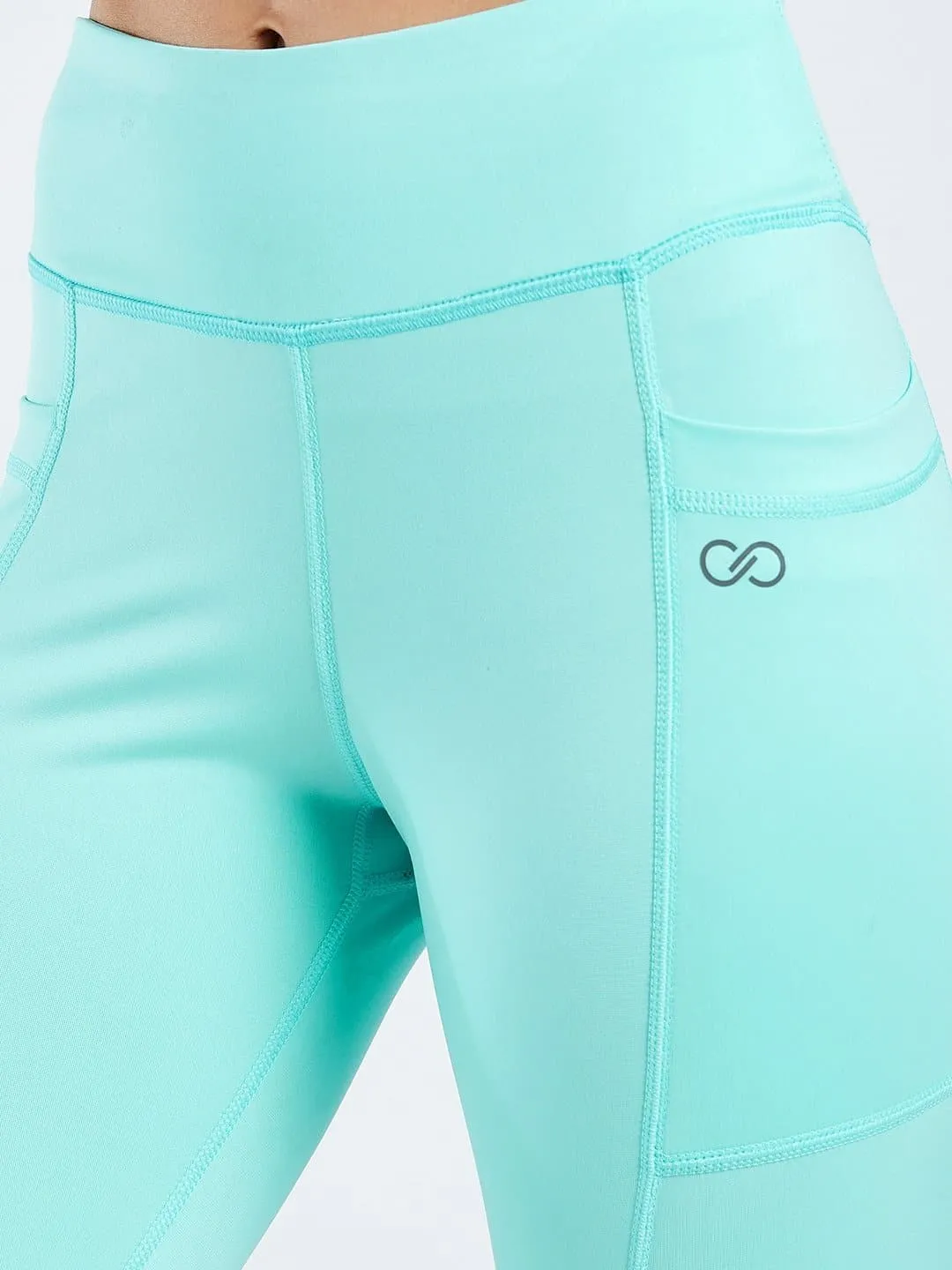 Maxtreme Power Me Aqua Pocket Capri Leggings