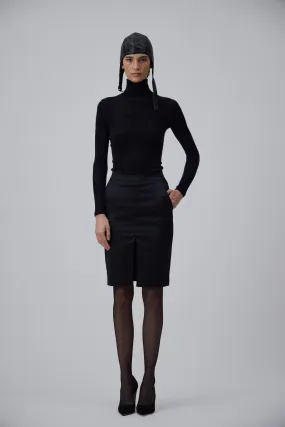 RIB TURTLENECK SWEATER IN GLOSSY BLACK