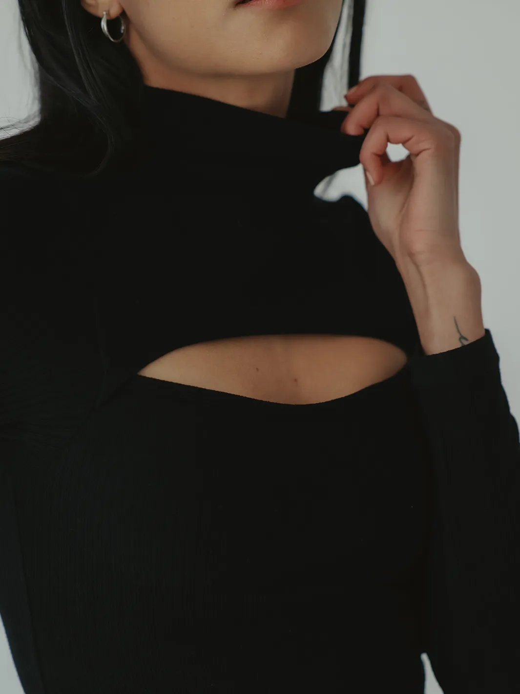 Turtleneck Peek-A-Boo Long Sleeve Brami