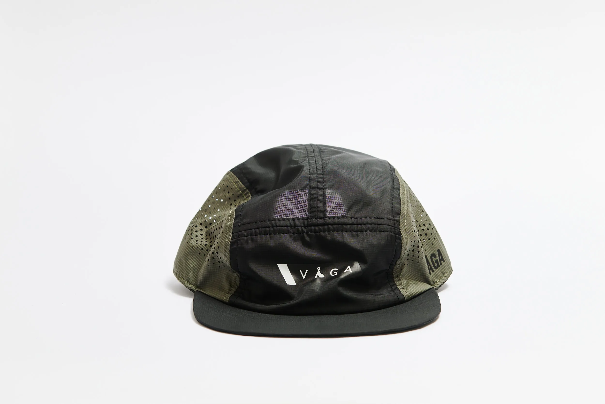 Vaga Wind Resistant Feather Racing Cap